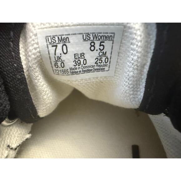 VANS Authentic Shoe Unisex Sz 7M/8.5W Black Low Top Canvas Lace Up Sneakers NWT - Picture 5 of 7